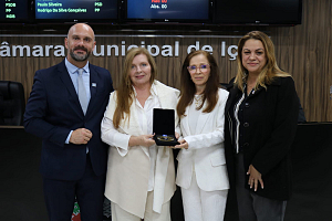 Medalha do Mérito Empresarial Zefiro Giassi é entregue