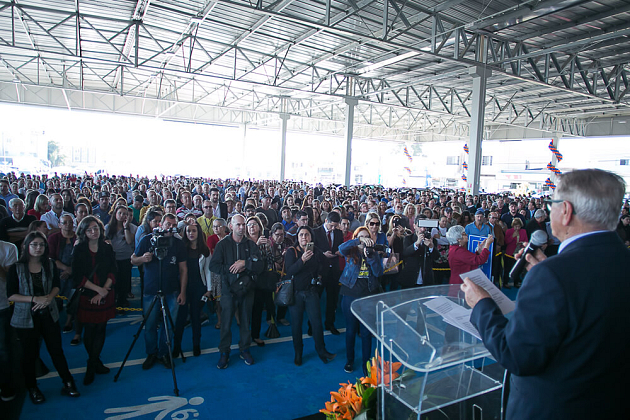Giassi inaugura Combo Atacadista em Araranguá